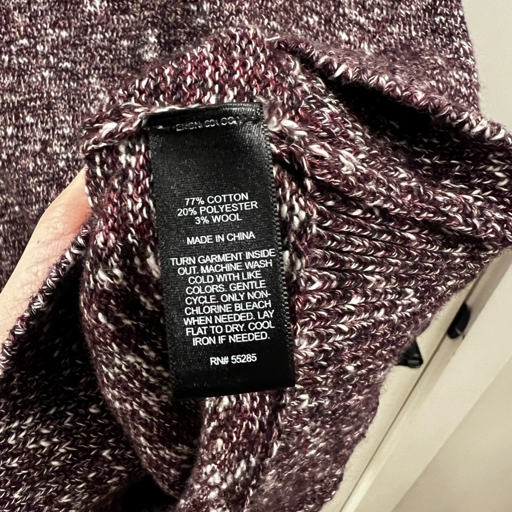 Express Sweater - Picture 5 of 5